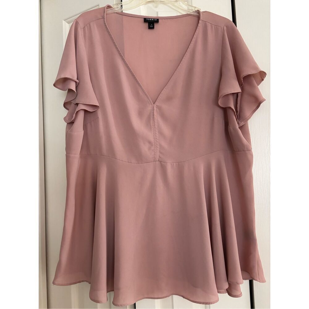 Torrid Georgette Flutter Sleeve Light Mauve Top